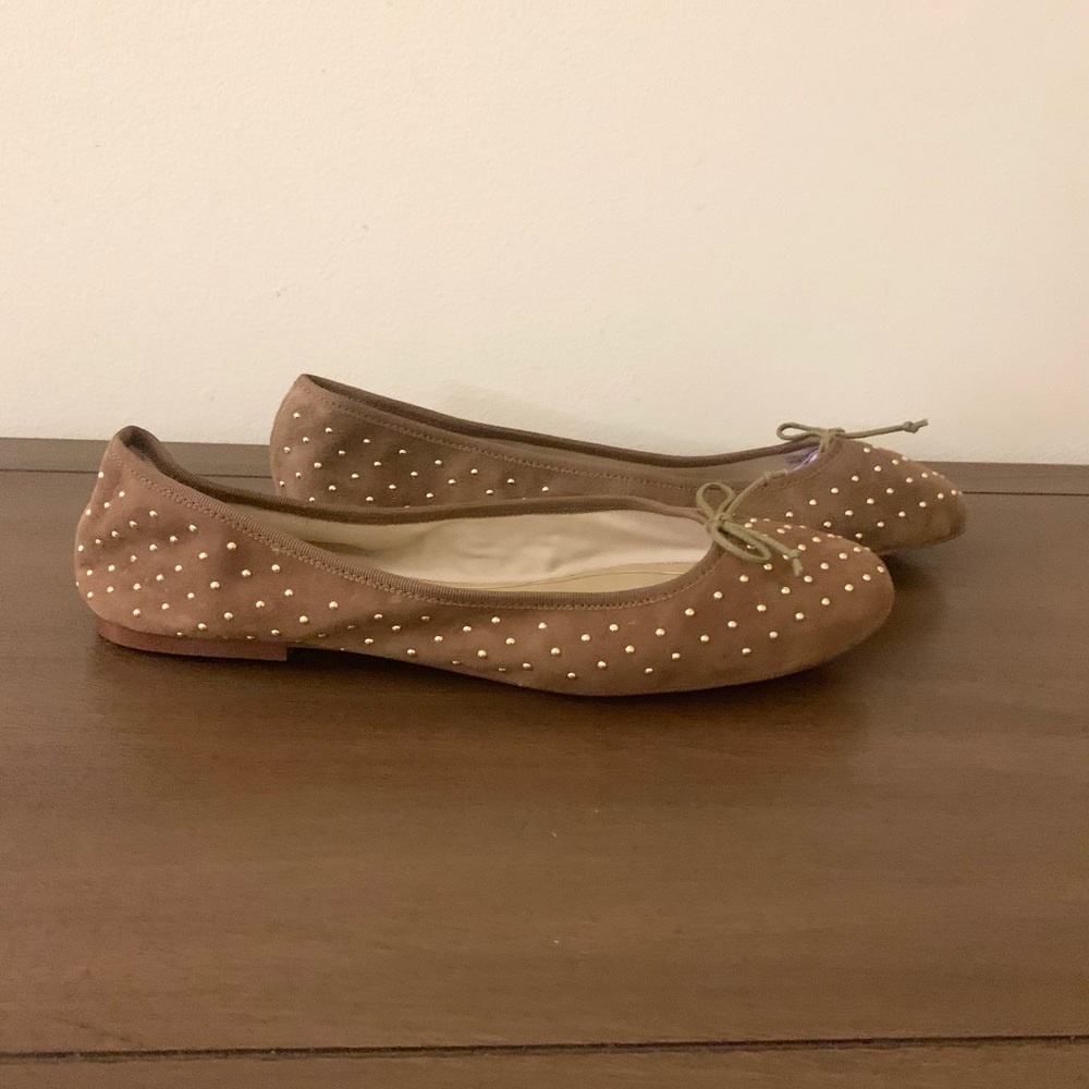 Ann Taylor Beige Gold-Studded Flats